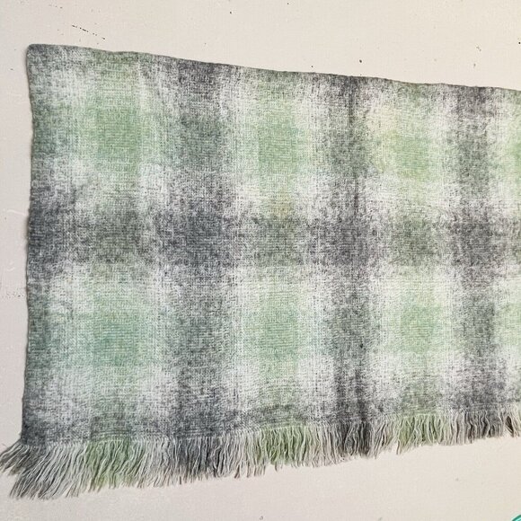 Korsyth of Edinburgh Royal Mile Wool 57.5 X 74 Throw Stadium Blanket Fringe - Picture 3 of 9